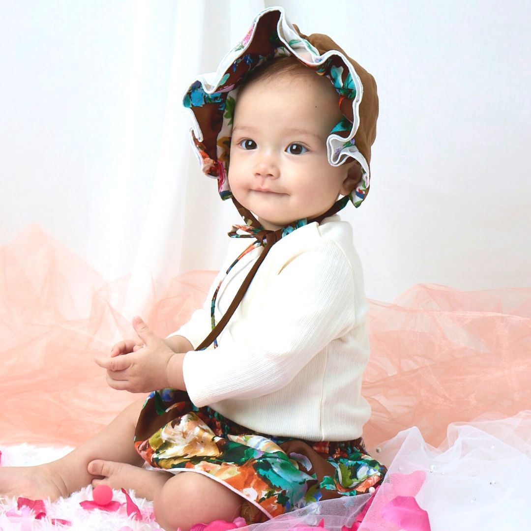 女の子ママが一度は必ず着せたいデザインのボンネットセット