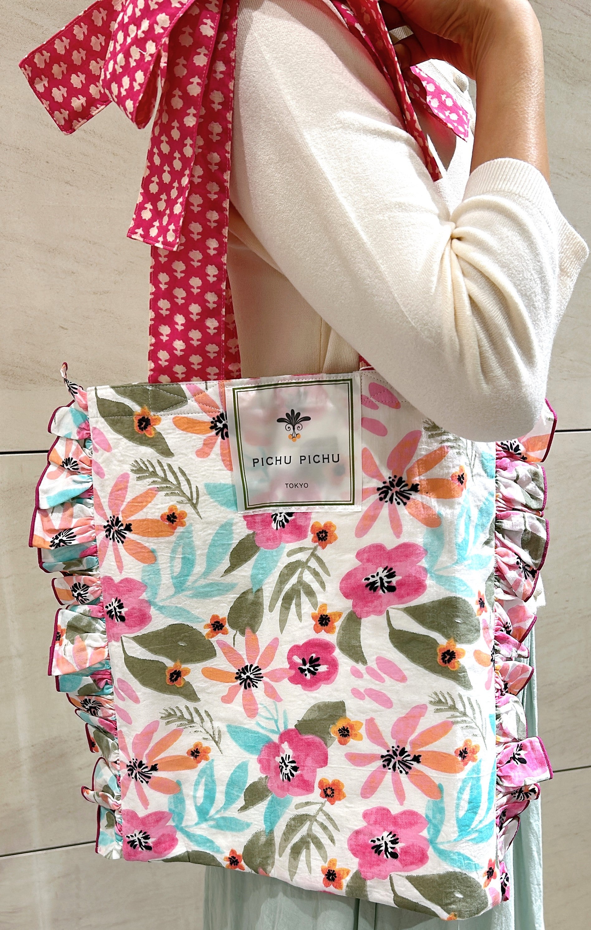 人と被らないおしゃれエコバッグをお探しの方必見】フリル