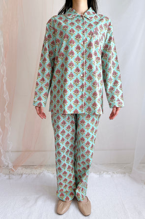 コットンパジャマ長袖（ヘッドバンド付き）Cheerful Pajamas WOMEN （ライトブルーフラワー）