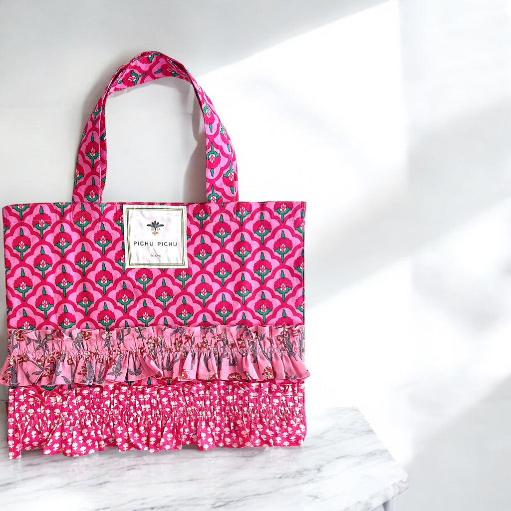 Yukaringo⭐︎☺︎~オシャレ応援さま専用⭐︎PIPPICHIC ブラック MAKE YOUR DAY エコバッグ いろんな顔総柄シューズバッグ