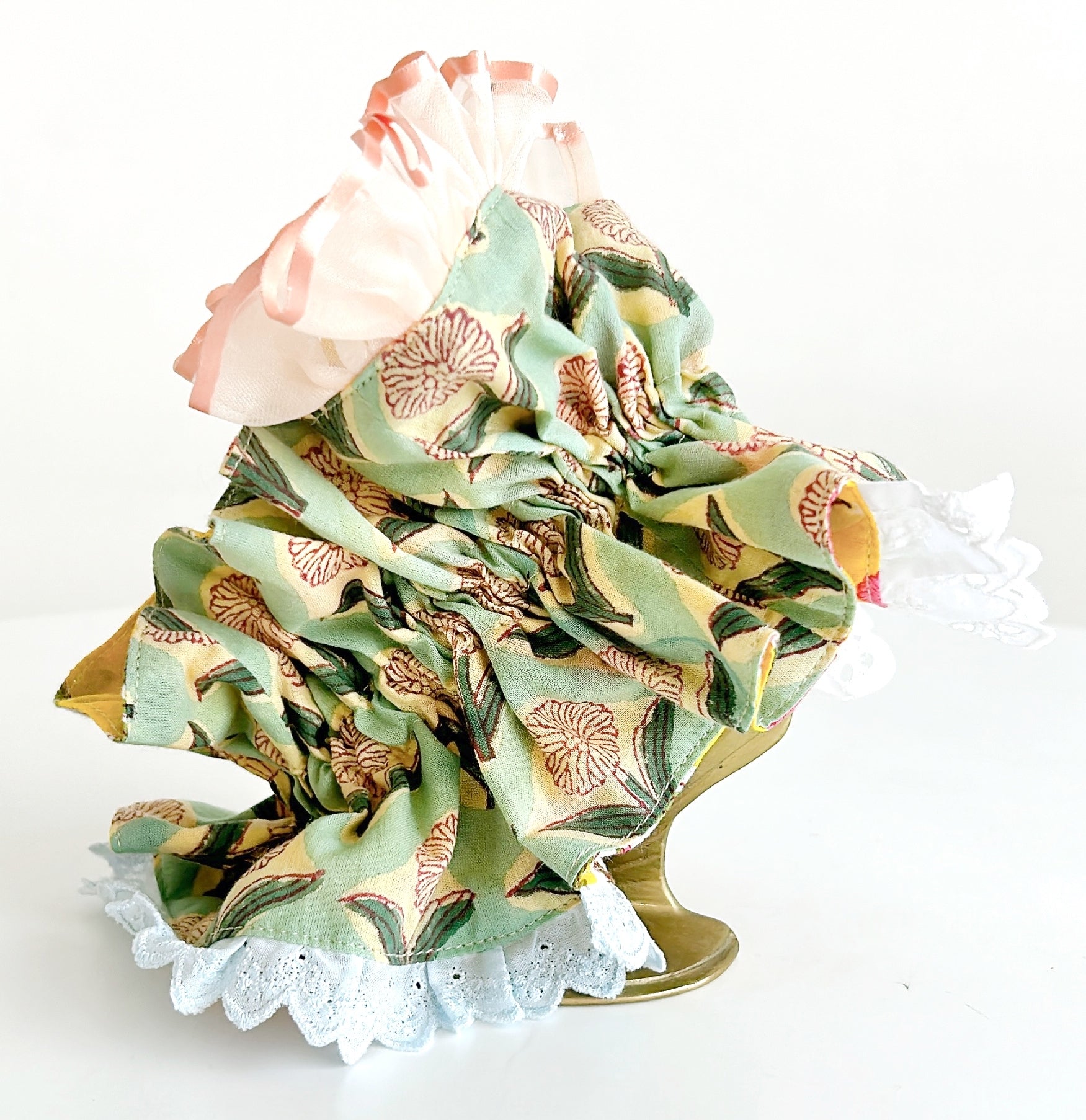 BELLA BIGシュシュ 自分の欲張りさにちょっと驚いているけど、BELLAのBIGシュシュは