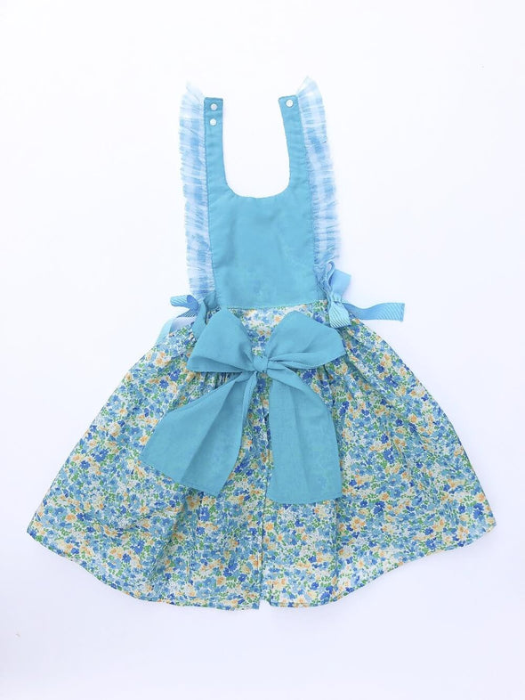 아기 재 도착 아기 아기 앞치마 드레스-푸른 꽃 -